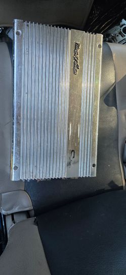 Phoenix gold car amplifier