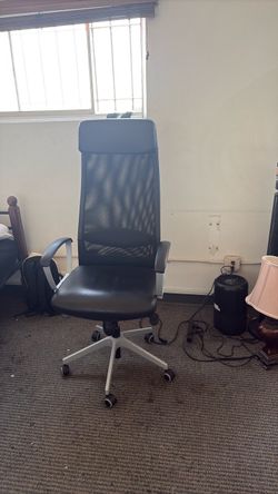 High-Back Mesh Office Chair with Armrests