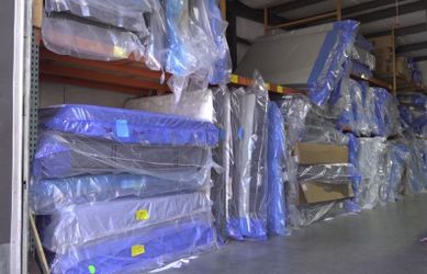 Twin mattress