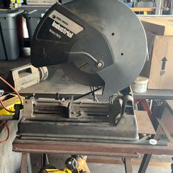 Black and Decker Chop Saw