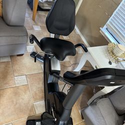 Attain RB1 Recumbent Bike