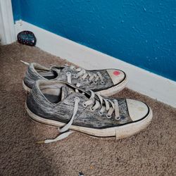 Converse Low Tops
