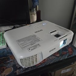 Epson Home Cinema 760HD 3LCD Projector 3300 ANSI HD 1080p H848A HDMI No Remote