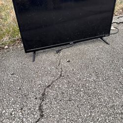 32inch Smart Tv Guitar And Toaster Oven BEST OFFER