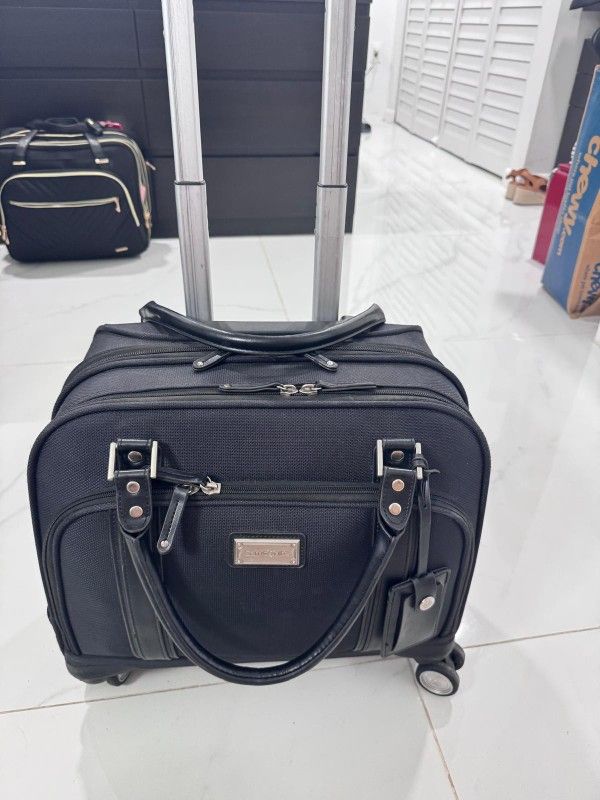 Samsonite Carry On Briefcase "ONLY SERIOUS BUYERS"