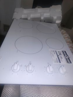 GE Electric Glass Cooktop 36"