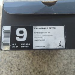 Air Jordan 9 Retro Size 9