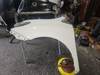 2017 toyota sienna  fender left side