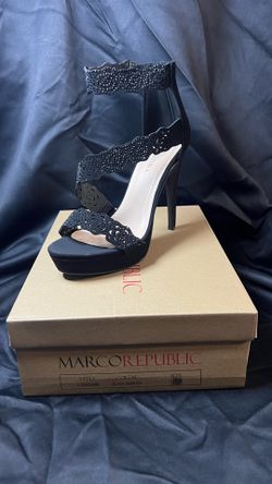 Woman’s Shoes
