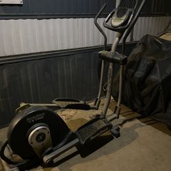Máquina Para Aser Ejercicio Estoy Pidiendo $100 Por Ella Buen Estado