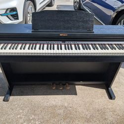 Used Roland RP501R With Roland Adjusting Bench