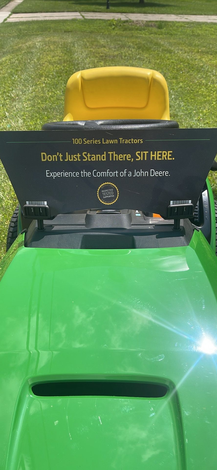 BRAND NEW !!!! John Deere S100