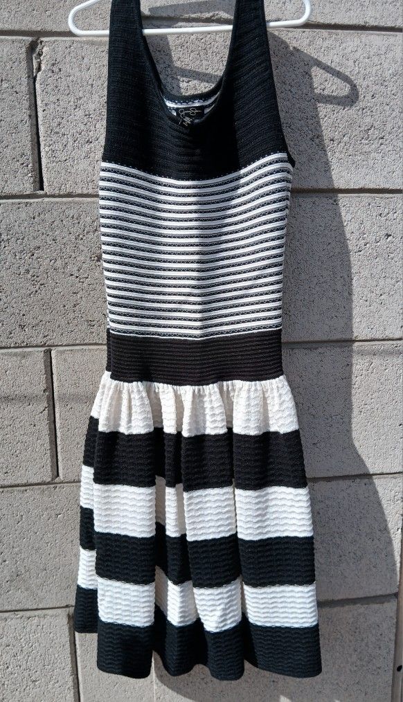Jessica Simpson Dress