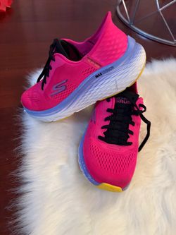 Women's Sckechers like New size 6.5