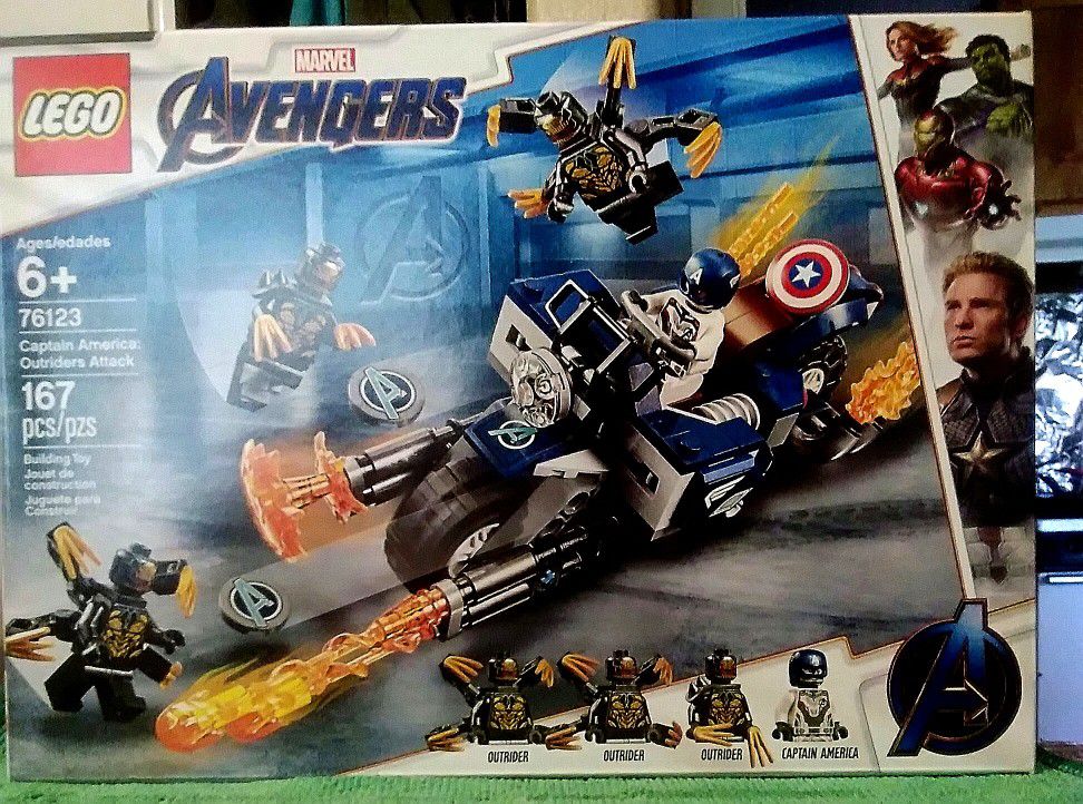 LEGO Avengers Captain America Outriders Attack Set 76123 Age 6+