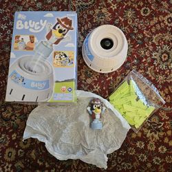 POP UP BLUEY GAME BY TOMY