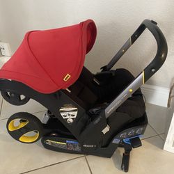 Doona Stroller With Base 