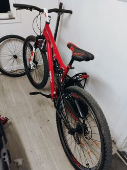 Venzo Red Mountain Bike