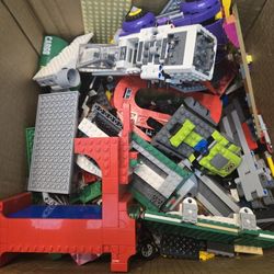 A 13.6lbs Bulk Lot Of Legos With Possible Sets