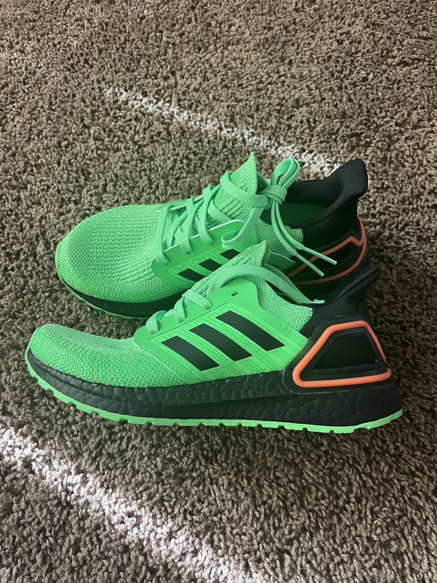 NEW Adidas UltraBoost 20 Green/Black Athletic Shoes
