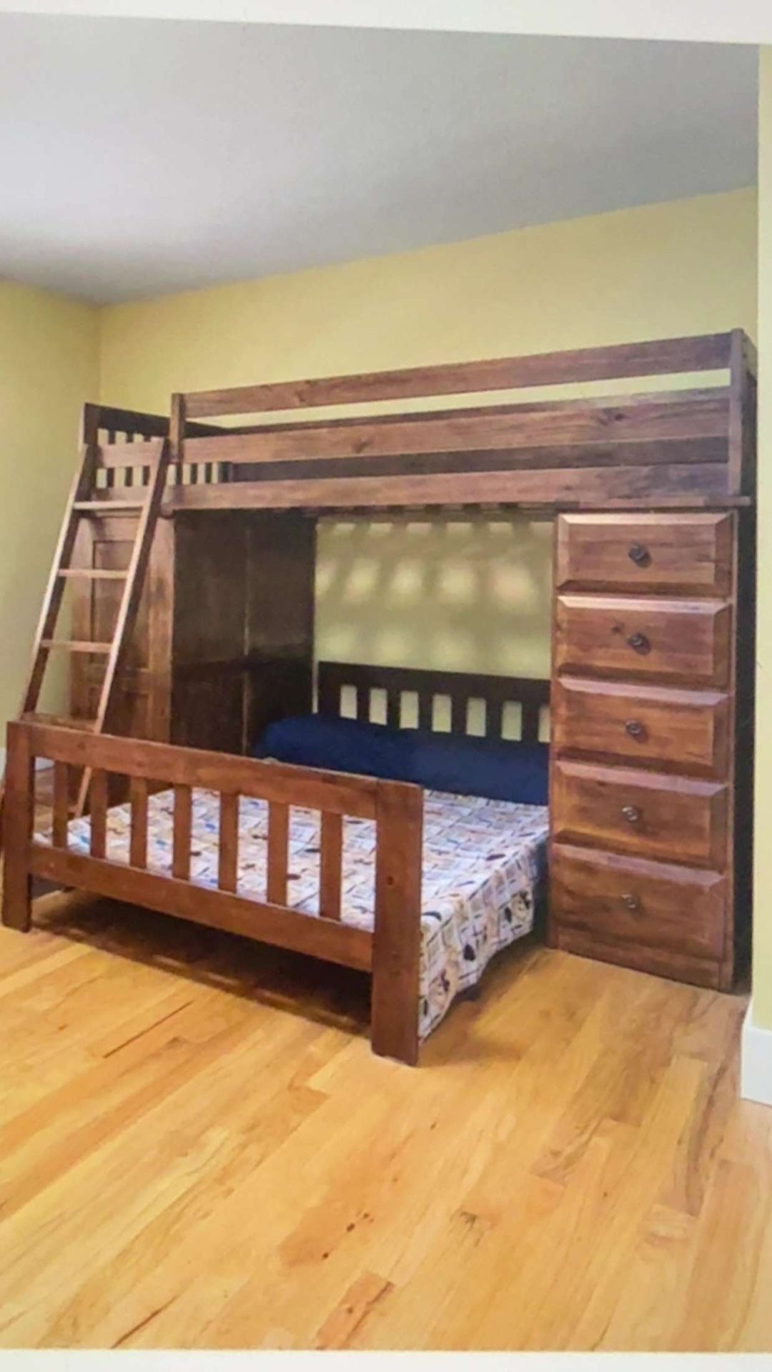 TWIN BED BUNK BED W/ DESK & STORAGE