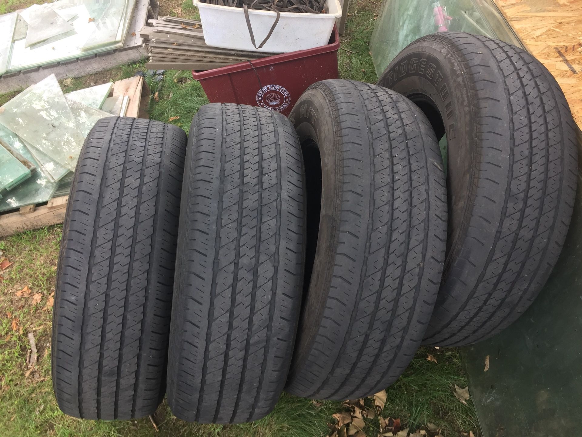 Tires 255/70/17
