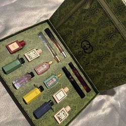 Gucci Perfume Set 14 Pieces 10 mini & 4 Perfume Roller Set 
