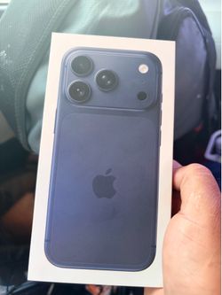 IPhone 17 pro 256 unlocked