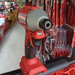 Milwaukee M18 Brushless 1/4" (6mm) Compact Brushless Hex Impact Driver. Tool-Only 