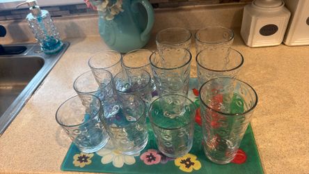 Glass cups