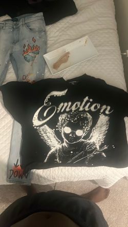 Emotion Graphic Black T-Shirt