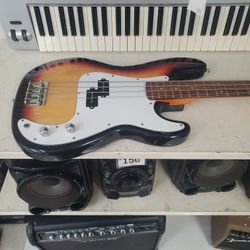 Nomad Bass Guitar 