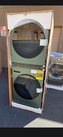 LG thinQ Stackable Washer And Electric Dryer