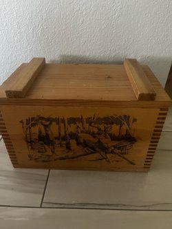 Vintage 1995 Classic Series IV Wood Ammo Box
