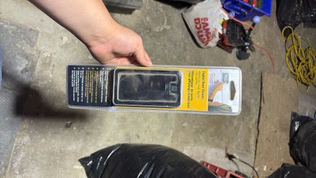 Digital door viewer