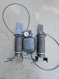 Air suspension.
200 km on a full electric car can drive up to 200 km on a full charge.