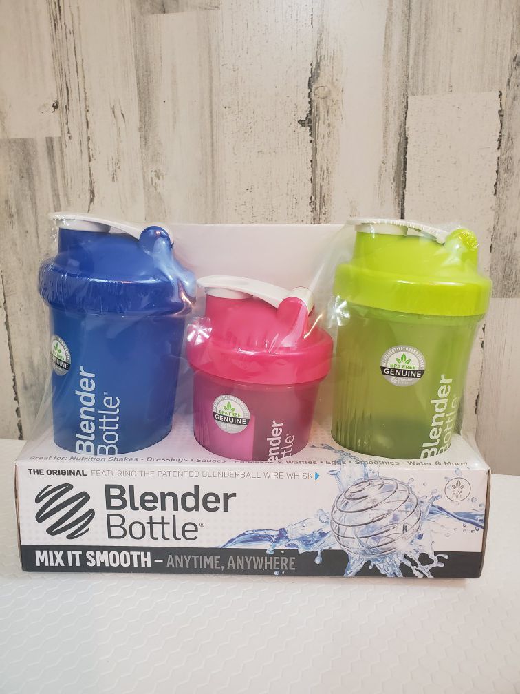 Set Of 3 Blender Bottles. Mix It Smooth Anytime Anywhere . Condition is New