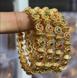 4 Pc Indian Bangles