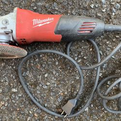Milwaukee 4.5 Inch Grinder