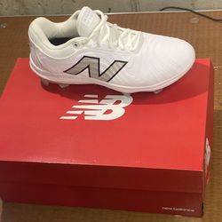 New Balance FuelCell Fuse v4 Women's Softball Cleats (8.5W / 7M) White - New