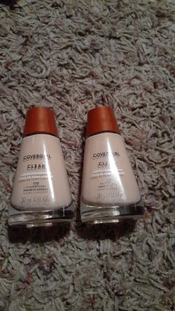 Covergirl clean liquid foundation Both #110 Classic Ivory $3 each