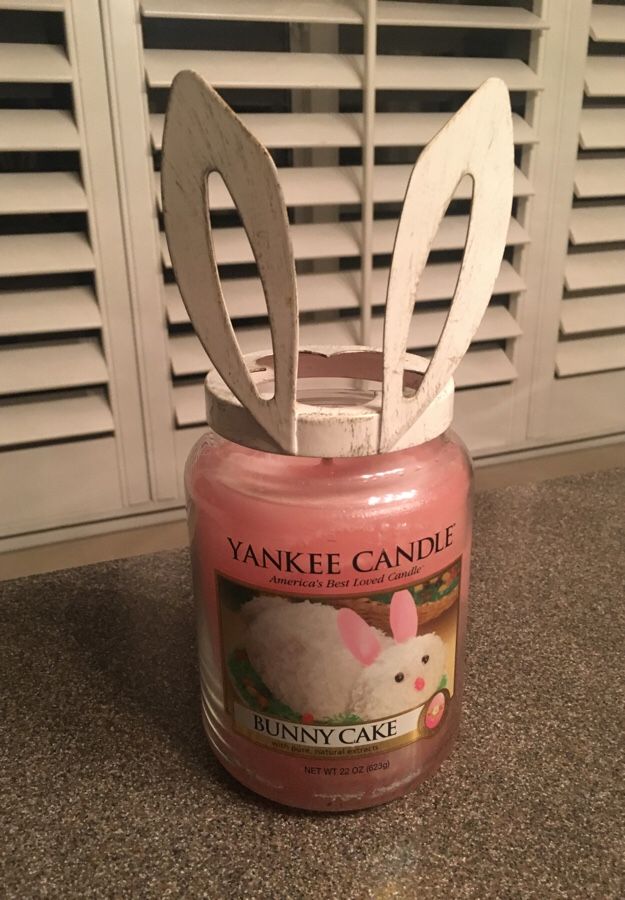 Bunny Cake Yankee Candle With Bunny Ears Topper