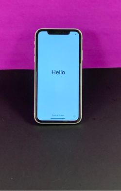 Gently Used 64GB White iPhone Xr