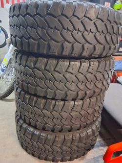 Set of 4 Mud Terrain Off-Road Tires