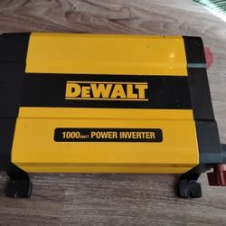 DeWalt 1000w Power Invertor