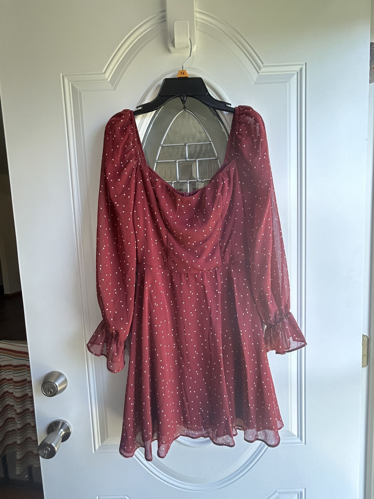 Beautiful burgundy, sheer dress size 3 in Junior