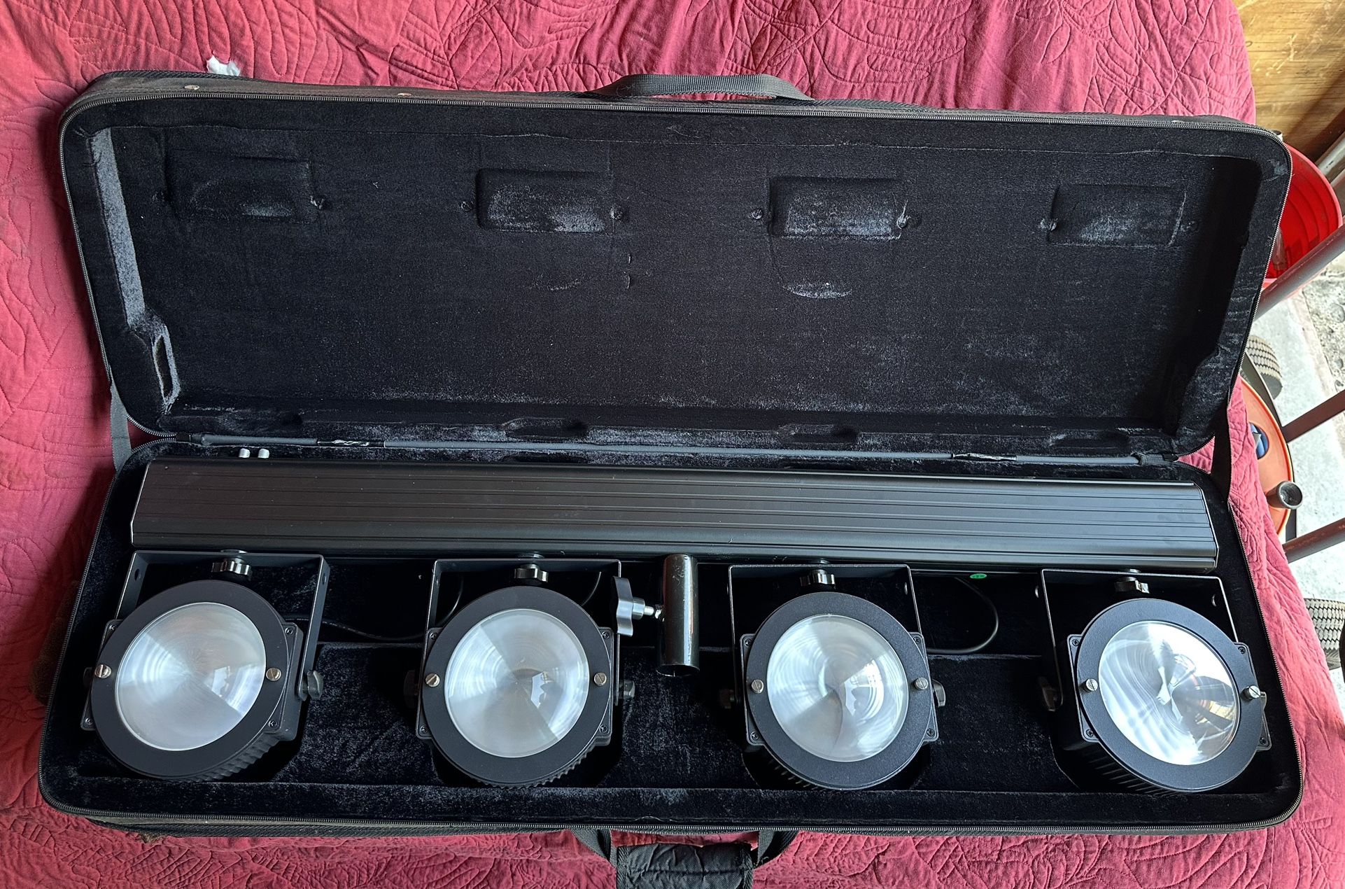 Light Bar W/ Stand, Controller And Cases