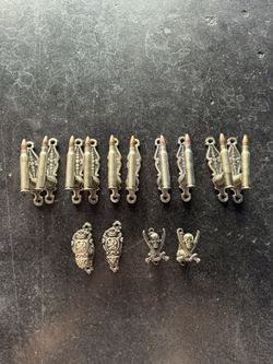 Wall Hangers 