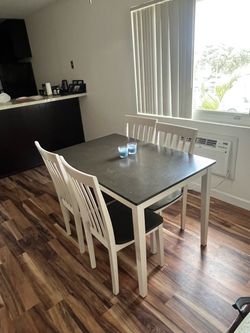 Dining Table Set with 4 Chairs - solid wood