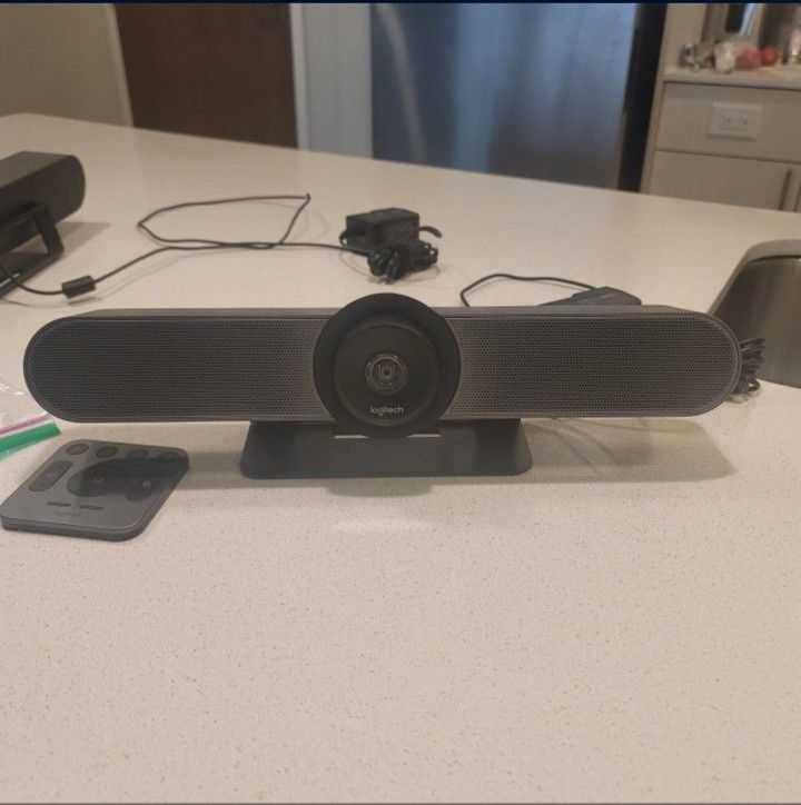 Logitech Meetup V-R0007 Video Conference Webcam (Camera & Speakerphone)
